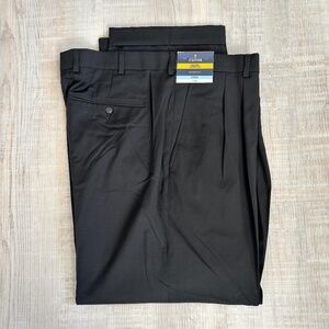 NWT Stafford Travel Stretch Classic Fit Black Dress Pants 40W X 32L